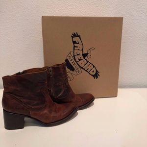 Free Bird Booties "Salt" size 7